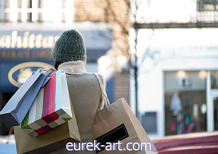 ψώνια - Αυτές είναι οι πωλήσεις μόνο της Πρωτοχρονιάς που πρέπει να ξέρετε για