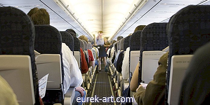 resa - Flygplan Etikett Alla behöver behärska före semestern