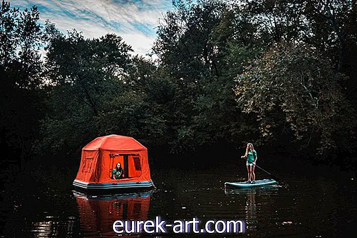 Vous pouvez maintenant camper sur l'eau avec cette incroyable tente flottante